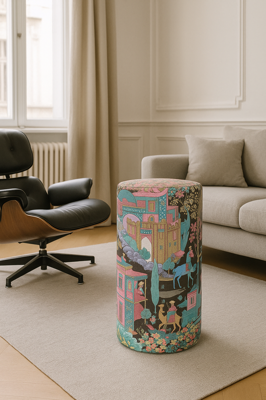 Pouf Leyla - Unikat aus Stoff von Manuel Canovas