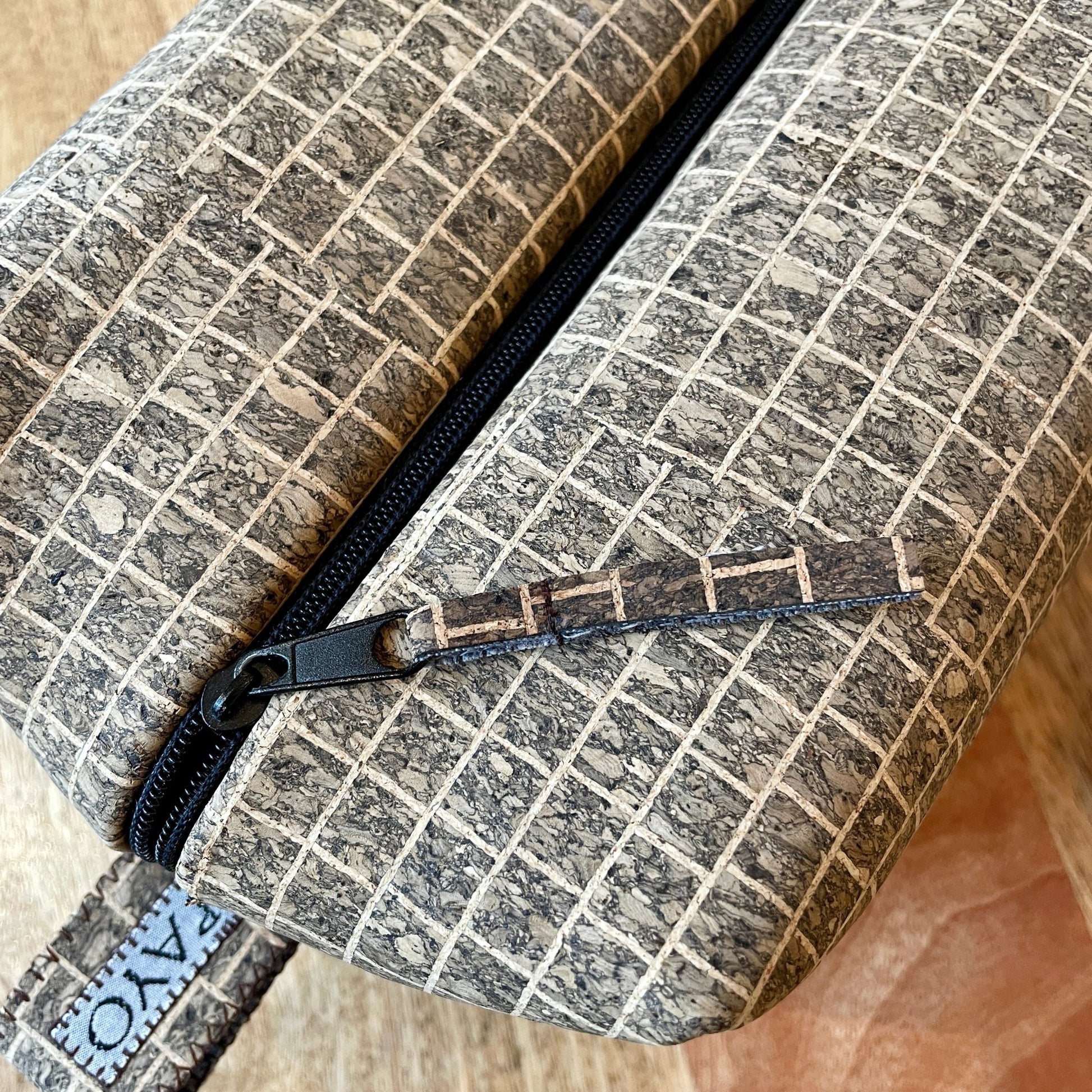 Soft Case Natural Cork Box - handgefertigt bei PAYOS Home