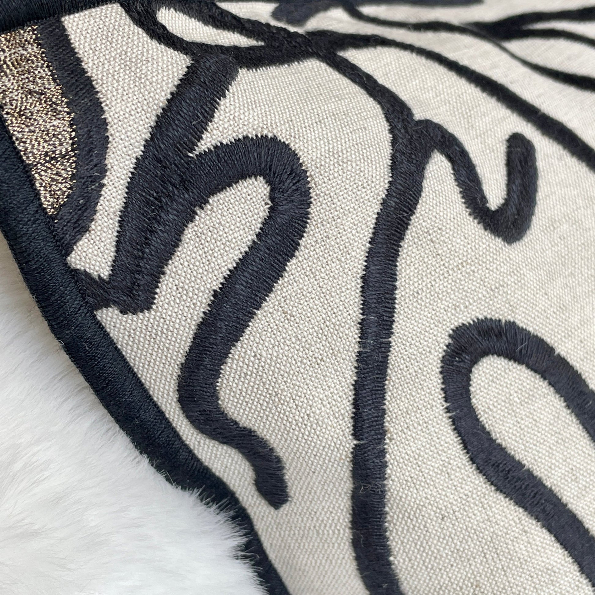 Kissen Anamorphose - handgefertigt bei PAYOS Home